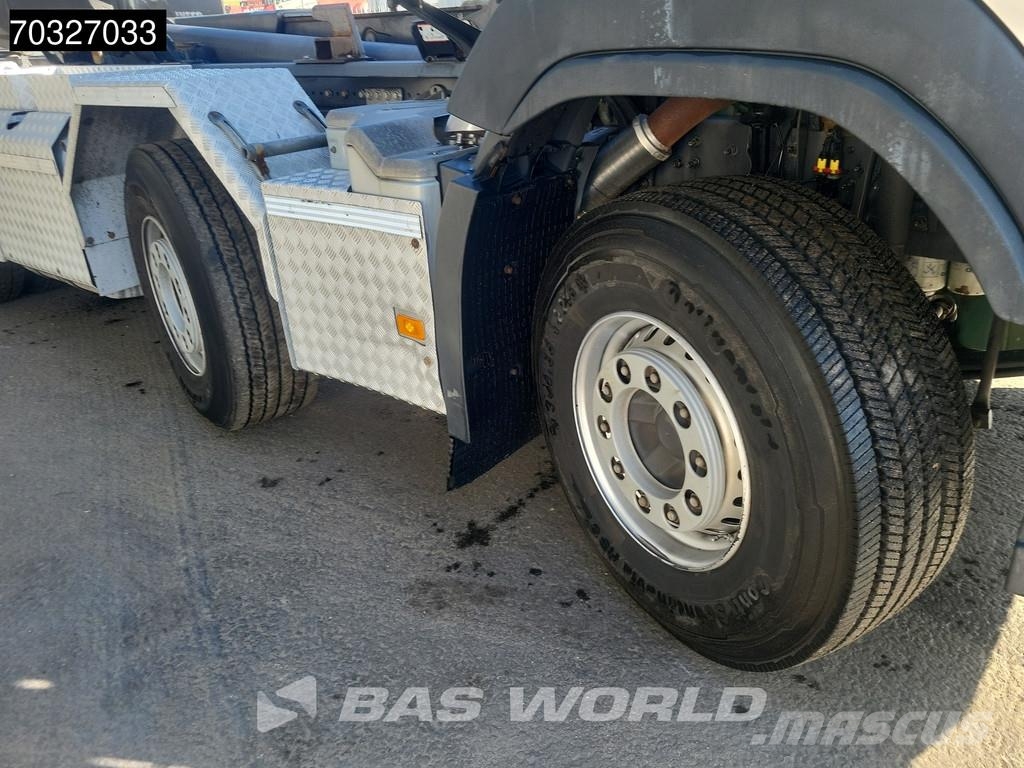 Volvo FMX 460 8X4 HIAB XR21Z59 Containers system Big-Axl Camiones polibrazo