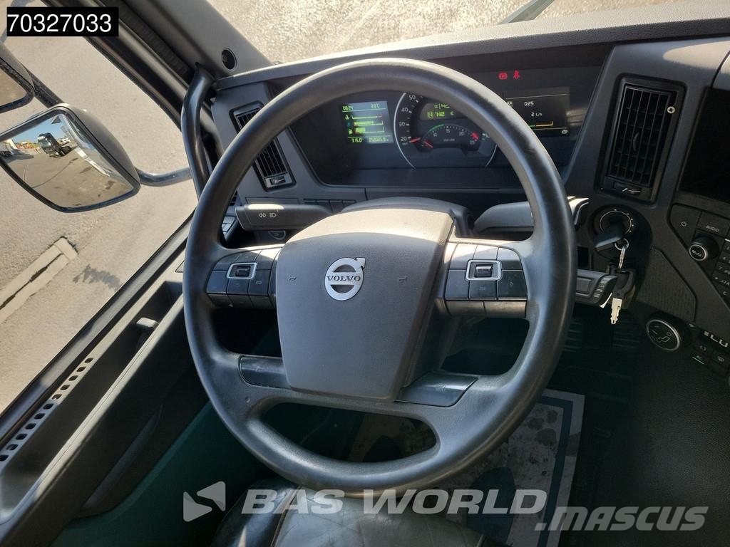 Volvo FMX 460 8X4 HIAB XR21Z59 Containers system Big-Axl Camiones polibrazo