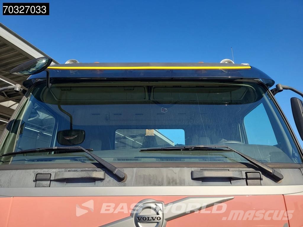 Volvo FMX 460 8X4 HIAB XR21Z59 Containers system Big-Axl Camiones polibrazo