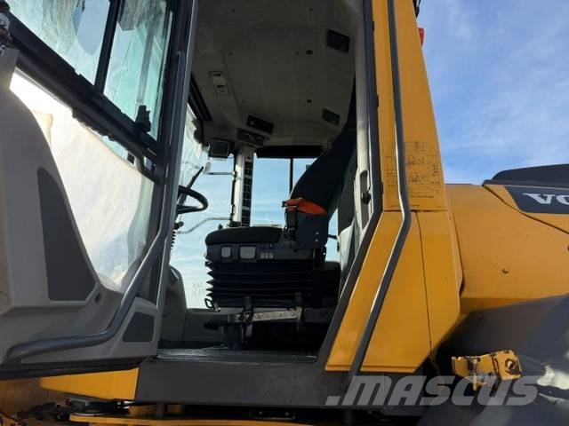 Volvo L 90 H Kolesni nakladalci