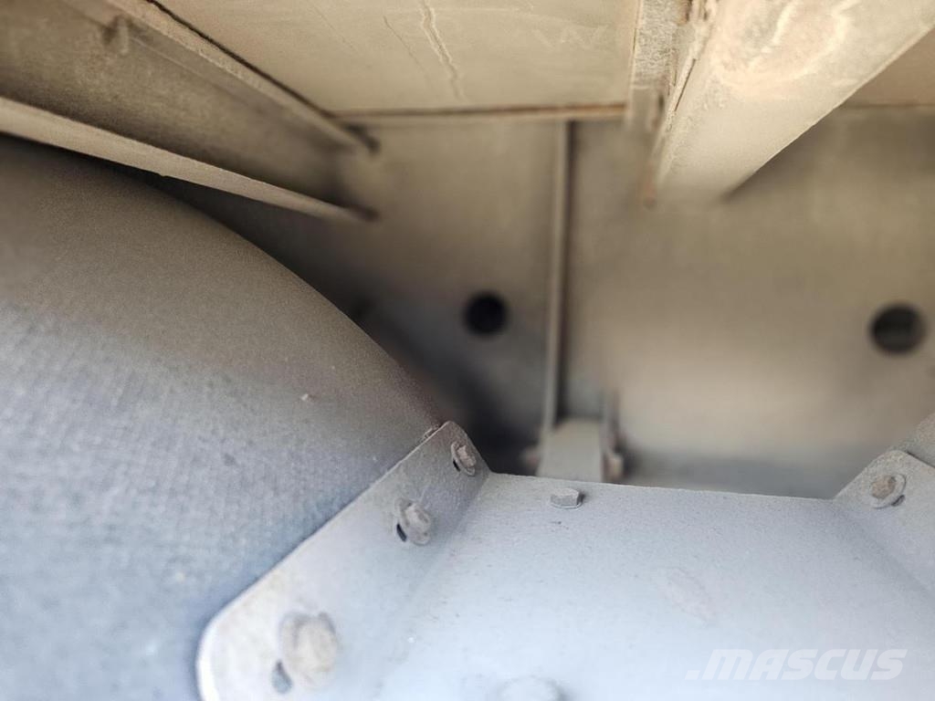 Van Hool A3C002 / ALU RIMS / PALLET BOX / GALVANIZED STEEL نصف مقطورات بباب جانبي