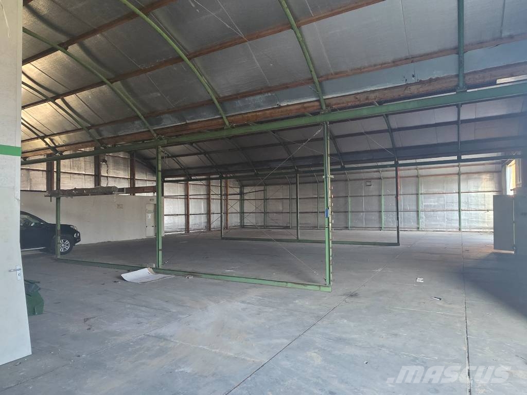  Demontabele Staalconstructie 600 m² Steel frame buildings