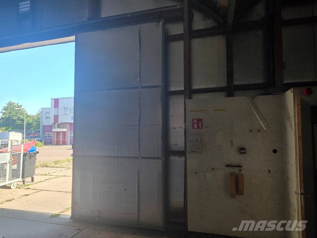  Demontabele Staalconstructie 600 m² Steel frame buildings