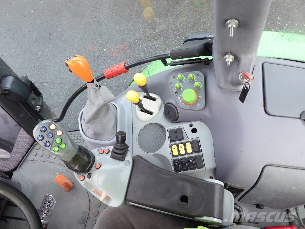 Deutz-Fahr AGROTRON M 650 Profiline トラクター