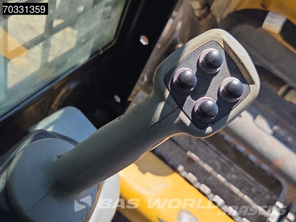 CAT 259 B3 لوادر انزلاقية التوجيه