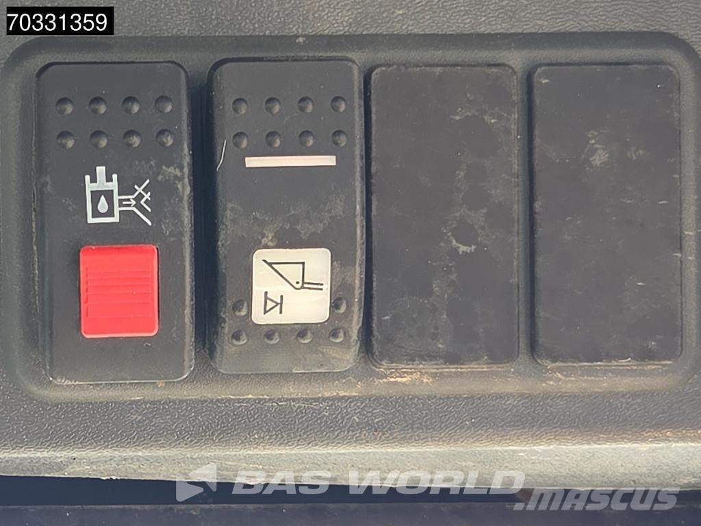 CAT 259 B3 لوادر انزلاقية التوجيه