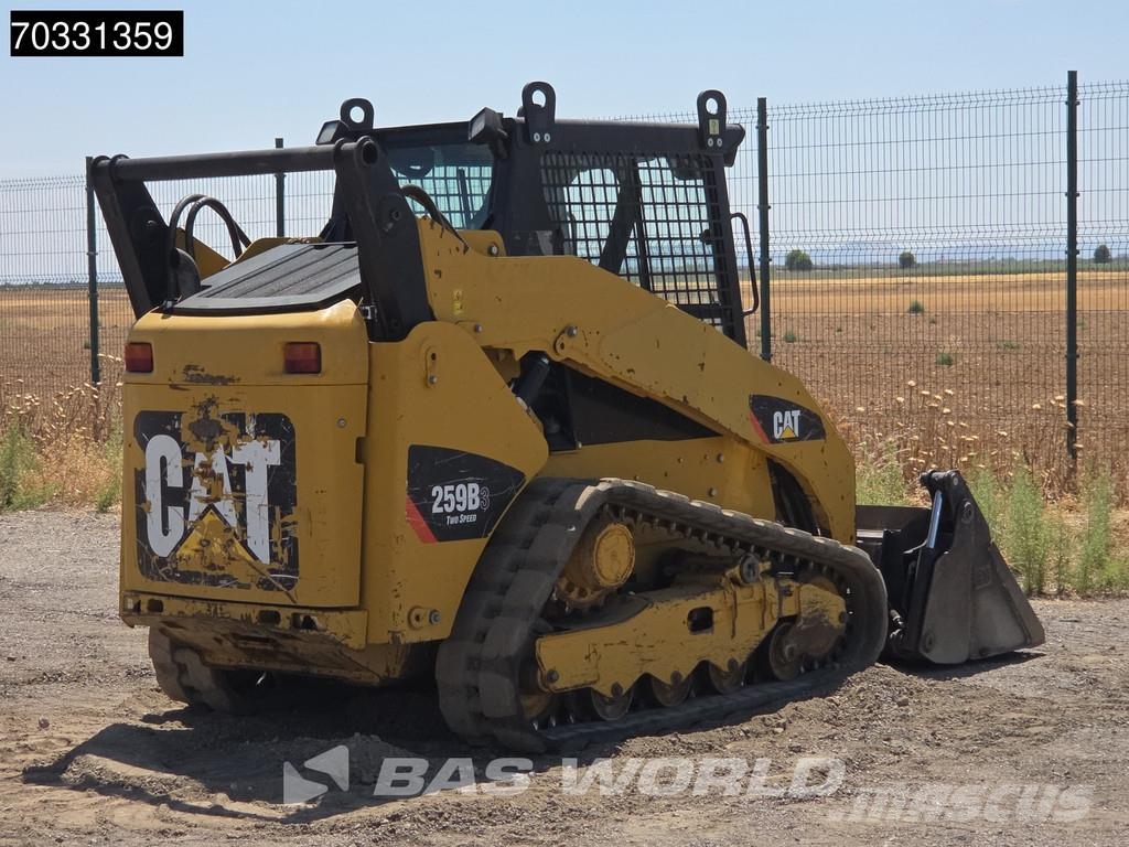 CAT 259 B3 لوادر انزلاقية التوجيه