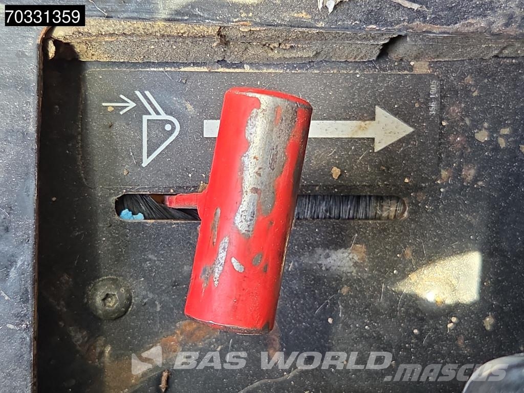 CAT 259 B3 لوادر انزلاقية التوجيه