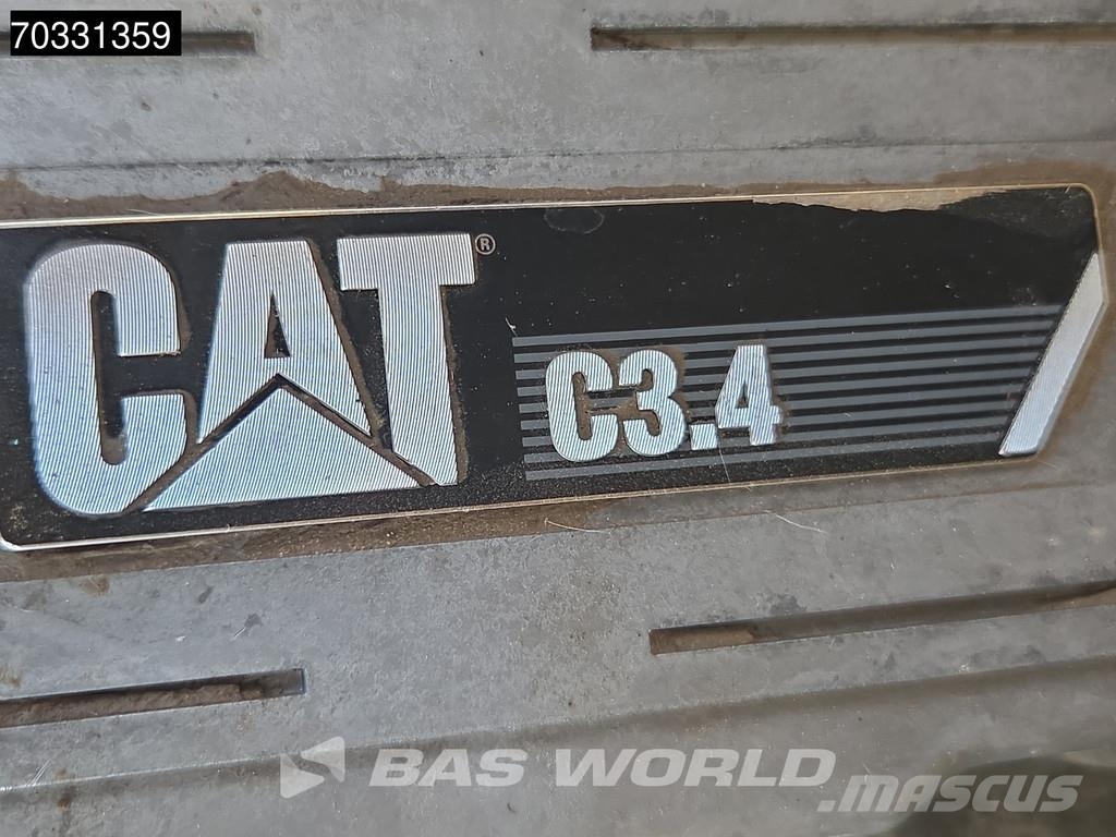 CAT 259 B3 لوادر انزلاقية التوجيه