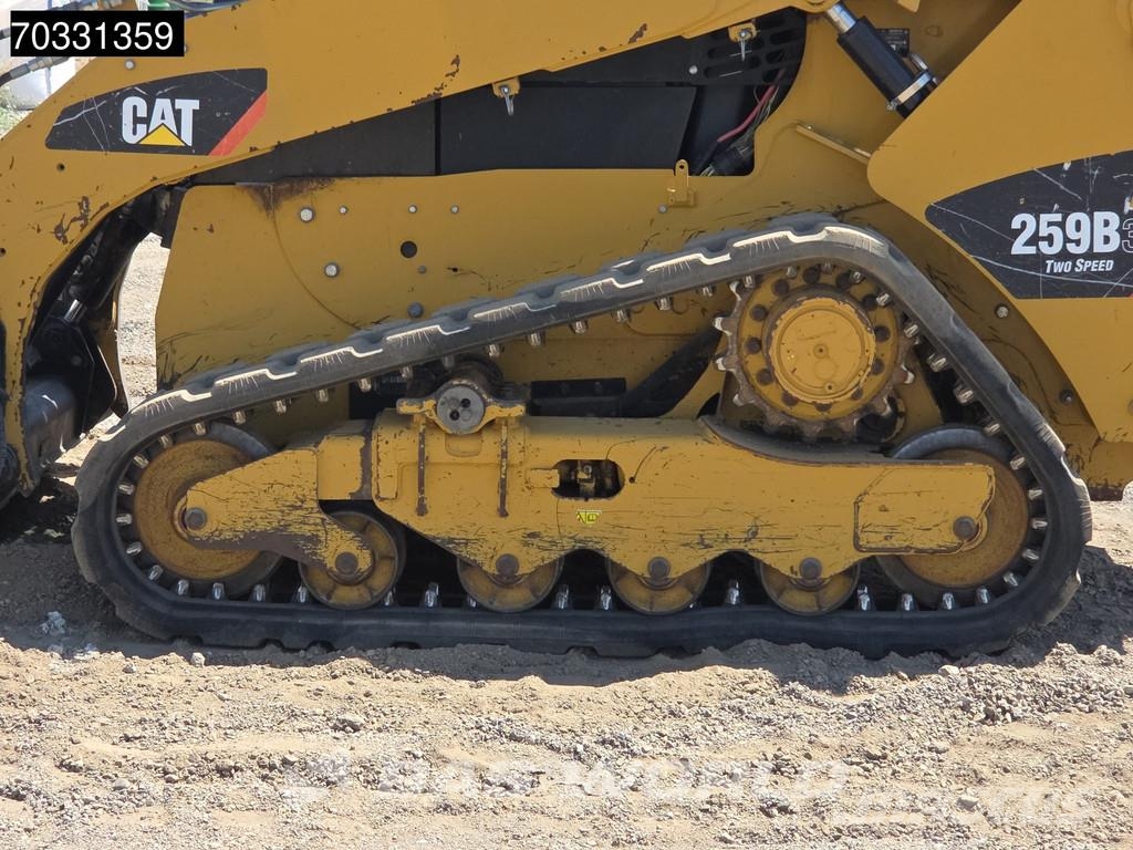 CAT 259 B3 لوادر انزلاقية التوجيه
