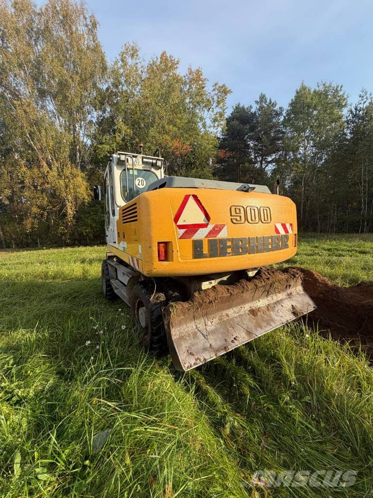 Liebherr A 900 C Litronic حفارات بعجل