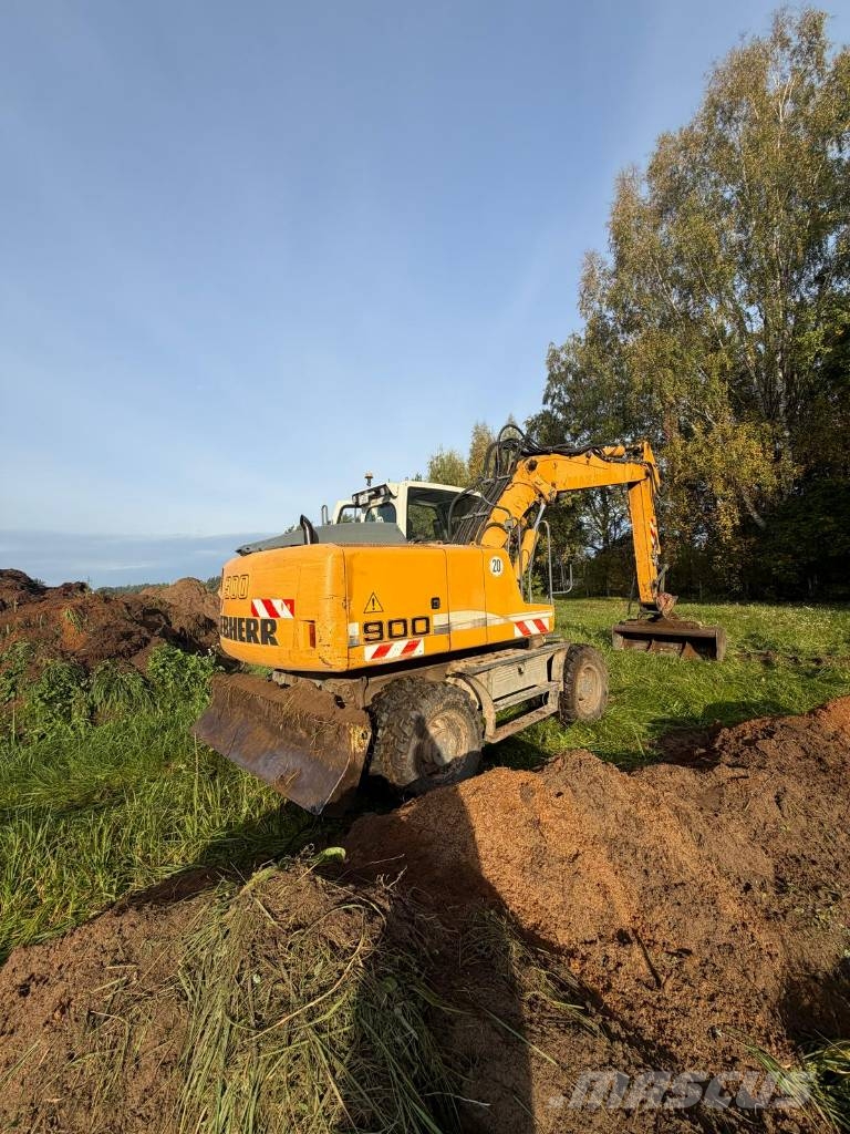 Liebherr A 900 C Litronic حفارات بعجل