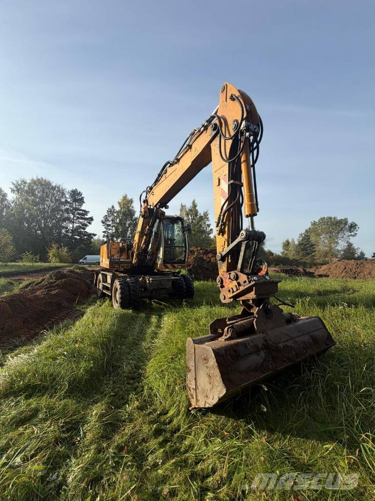 Liebherr A 900 C Litronic حفارات بعجل
