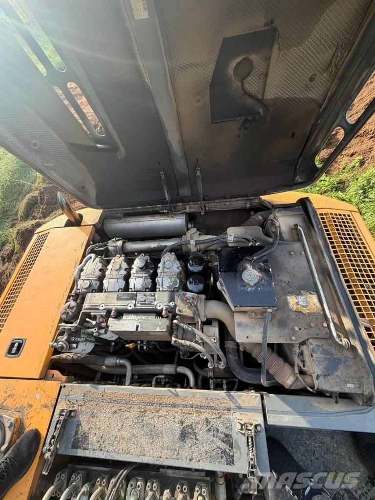 Liebherr A 900 C Litronic حفارات بعجل