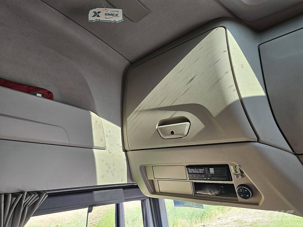 Iveco S-WAY AS440S49 490 13L 2X TANK Naudoti vilkikai