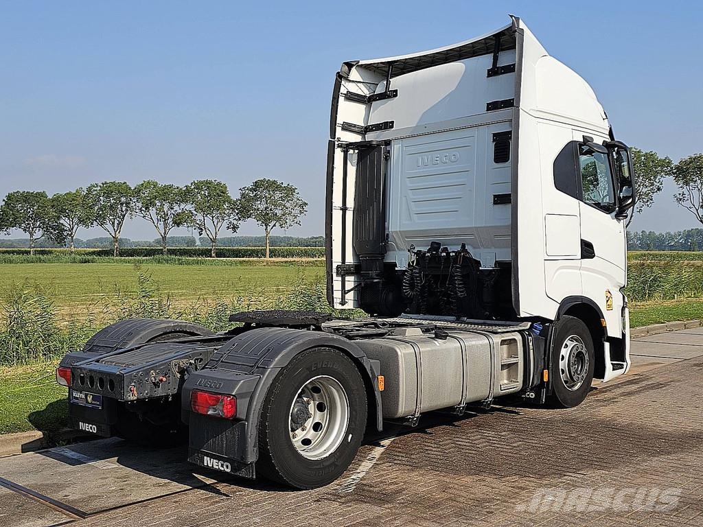 Iveco S-WAY AS440S49 490 13L 2X TANK Naudoti vilkikai