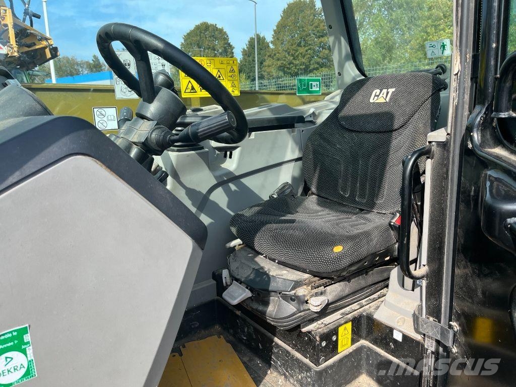 CAT TH408D Telehandlers