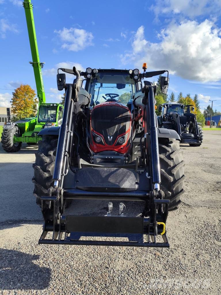 Valtra N134 Versu Traktorid