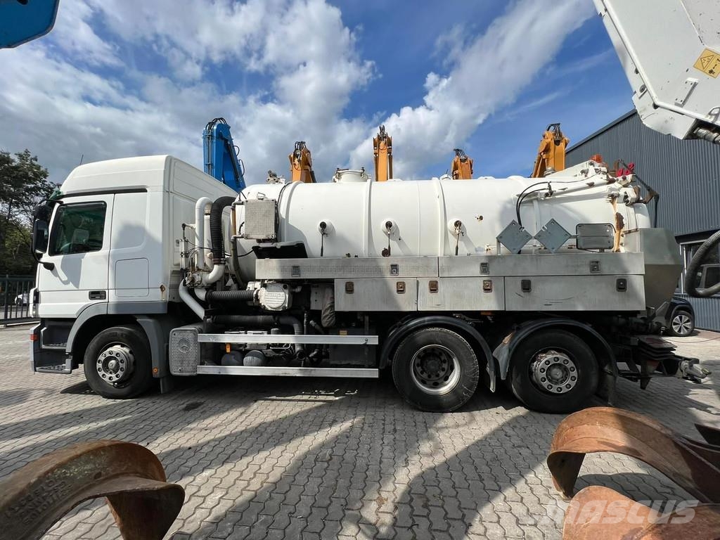 Mercedes-Benz Actros 2541 L Staubsauger