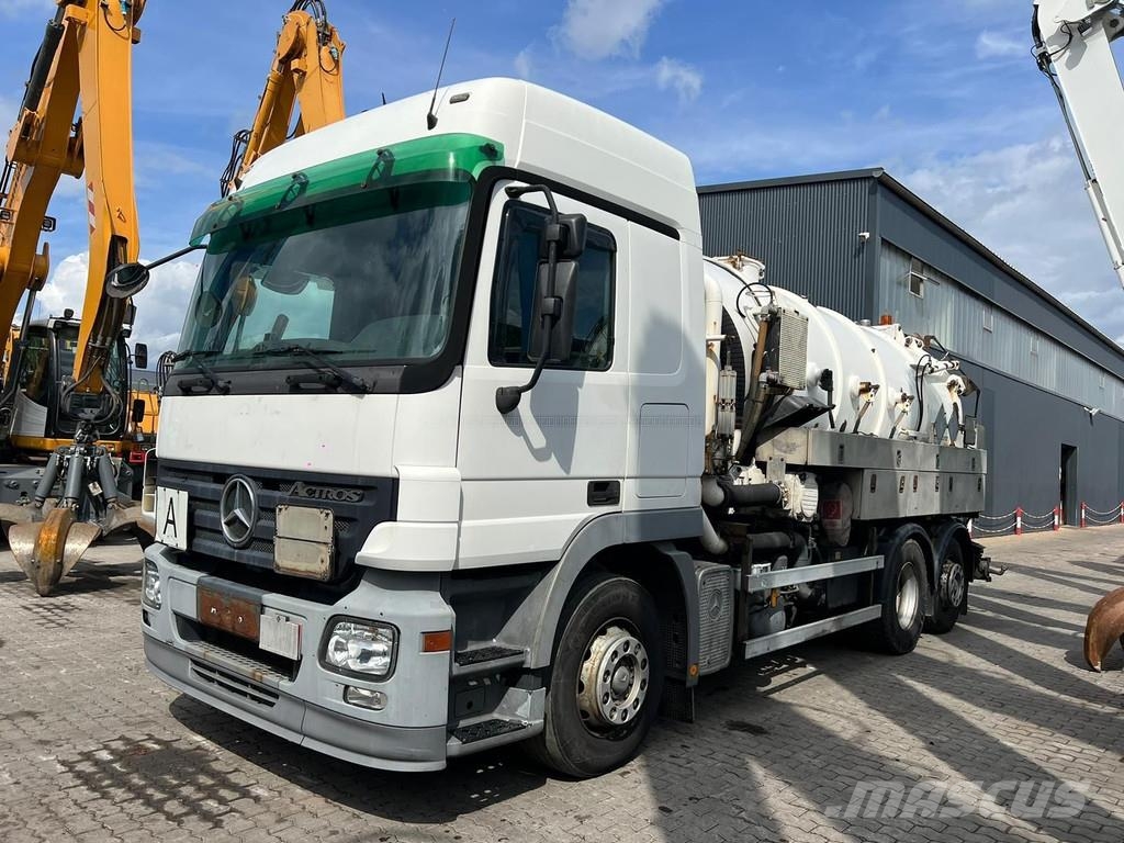 Mercedes-Benz Actros 2541 L Staubsauger