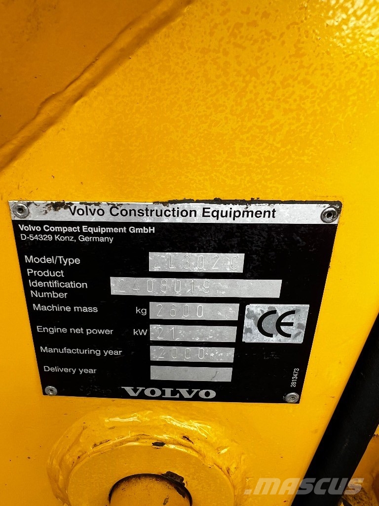 Volvo ZL 302 Gumikerekes homlokrakodók