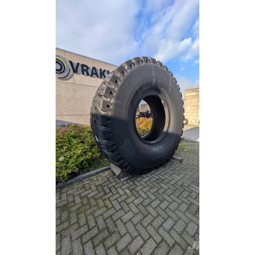 Michelin 33.00R51 XDR2 Riepas, riteņi un diski
