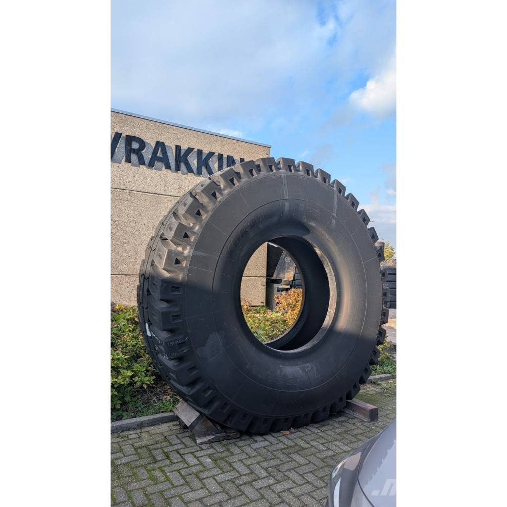 Michelin 33.00R51 XDR2 Riepas, riteņi un diski