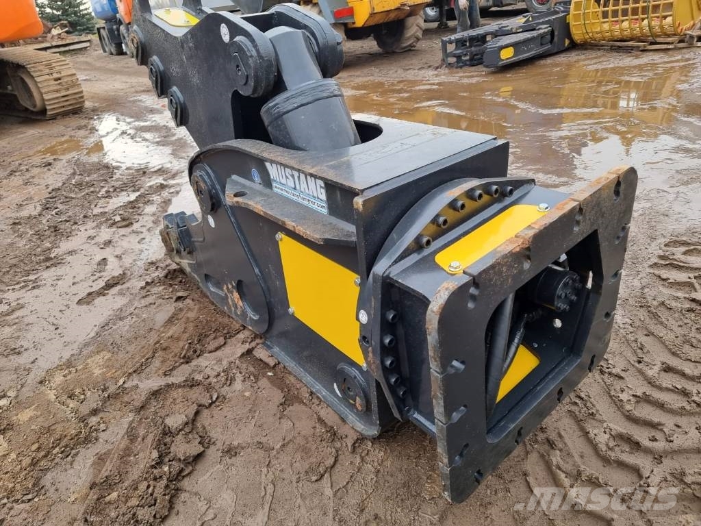 Mustang RH 16 Θραυστήρες κατασκευών