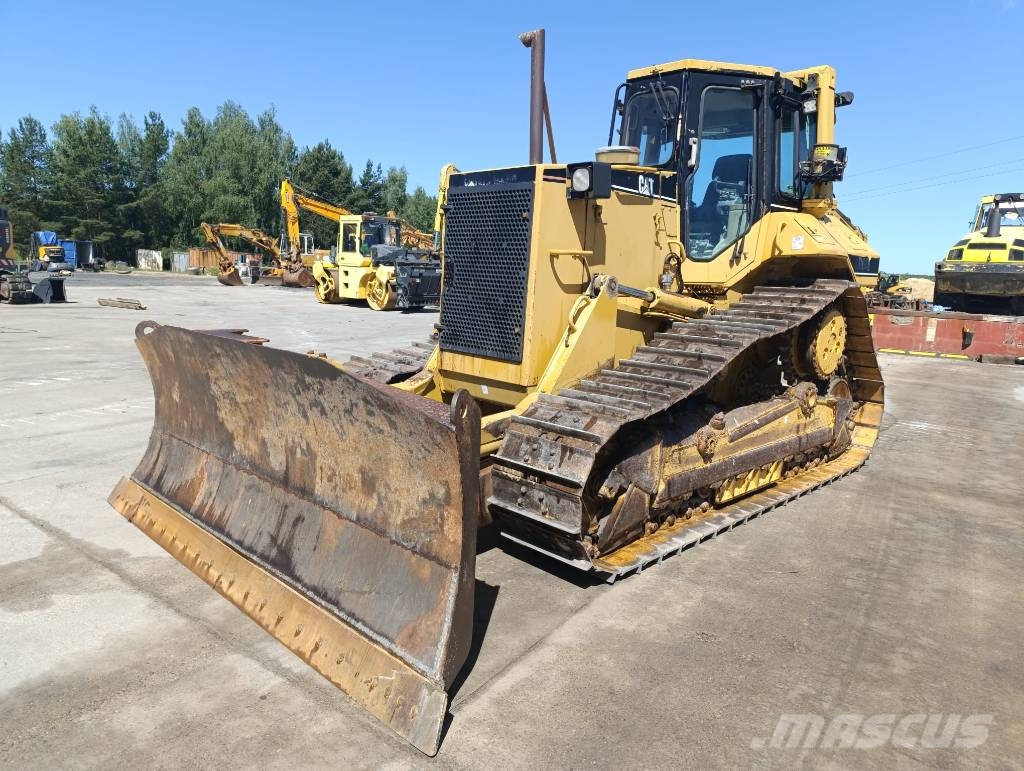 CAT D 6 M XL Buldozer sobre oruga