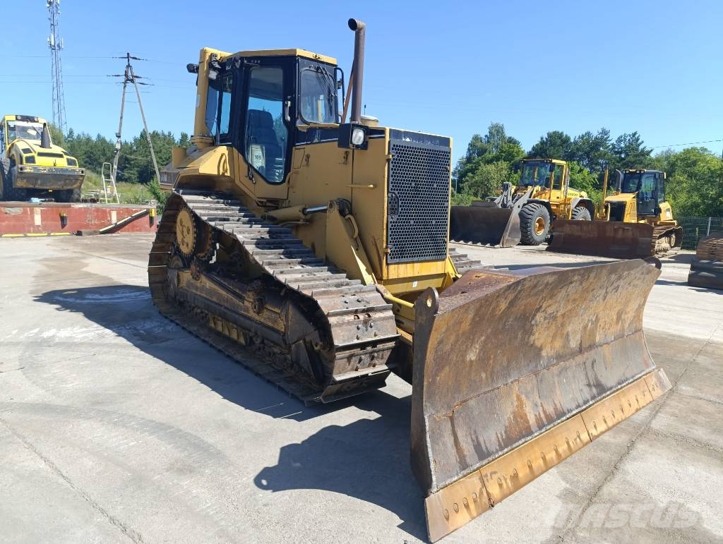 CAT D 6 M XL Buldozer sobre oruga