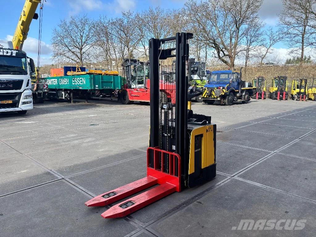 Hyster S1.5 S 1500 kg stapelaar 3.4m Samopogonski ručni viljuškari