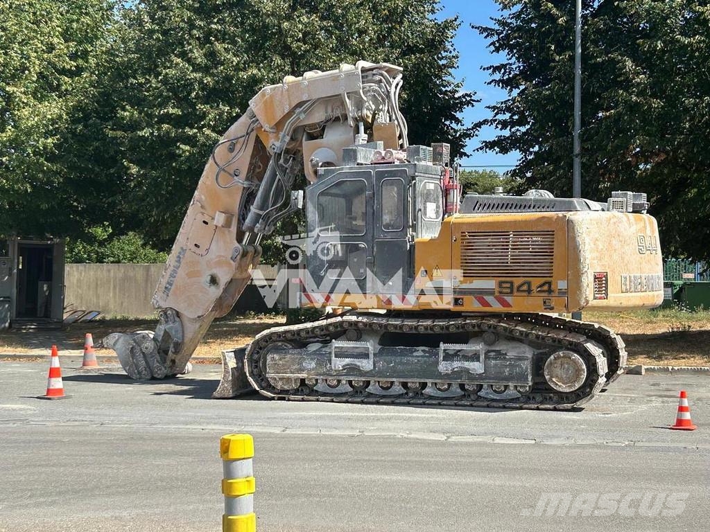 Liebherr R944C Rupsgraafmachines