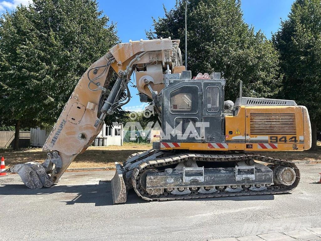 Liebherr R944C Rupsgraafmachines