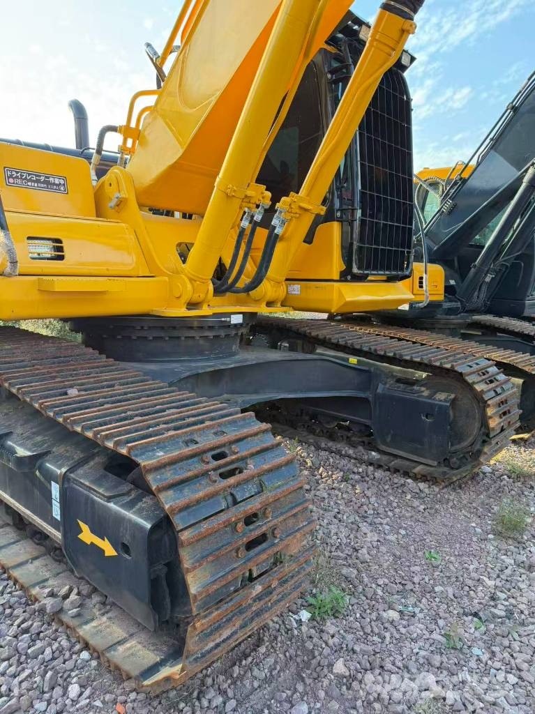 Komatsu 360 Bagri goseničarji