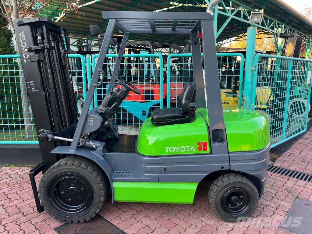Toyota 6 FDF 30 V-2930 OB Carrelli elevatori diesel