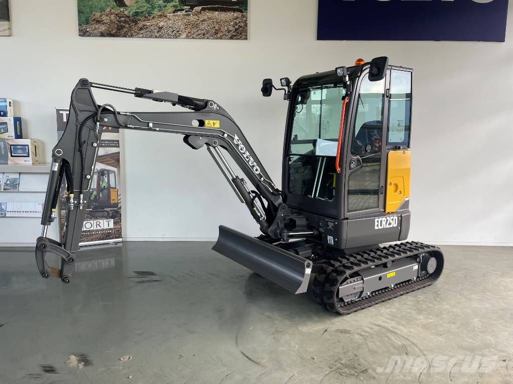 Volvo ECR 25 D Mini ekskavatörler, 7 tona dek