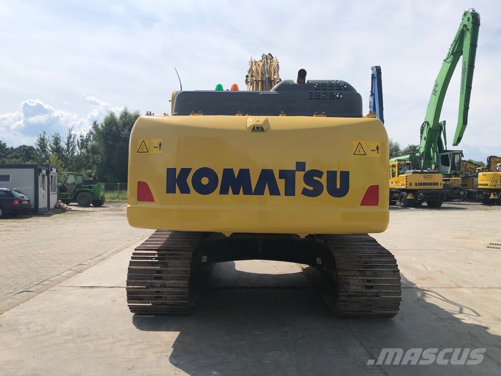 Komatsu PC210LC-11 حفارات زحافة