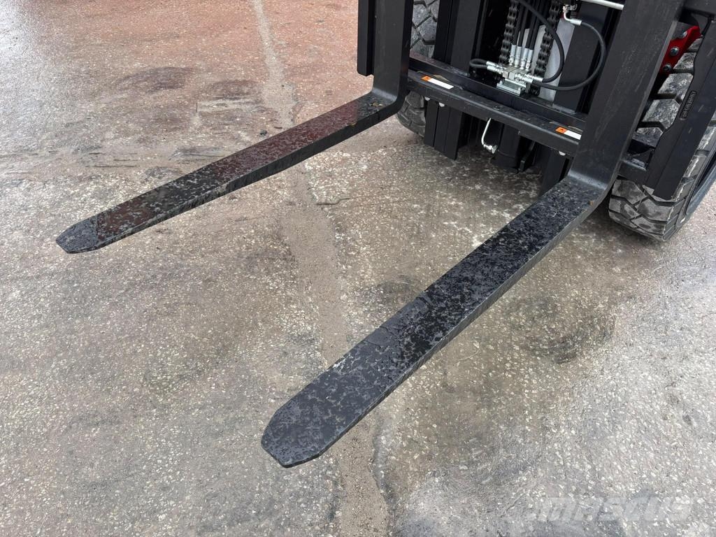 Hangcha CPCD 35 Free lift mast / forks 1220 mm / side shif Dieselové vozíky