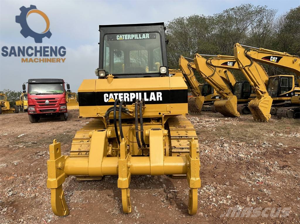CAT D6G Crawler dozers