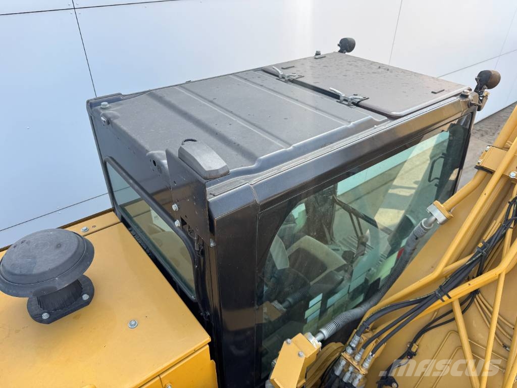 CAT 320FL - New Bucket / Hammer Lines / Camera Верижен екскаватор