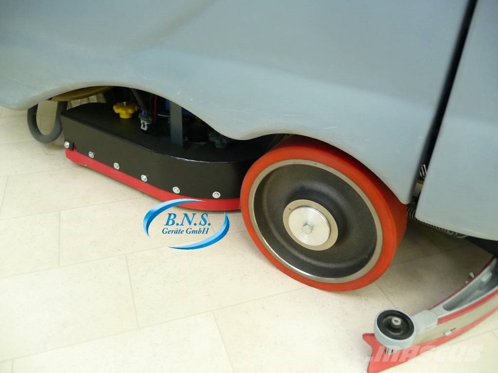 Nilfisk Aufsitzfahrmaschine BR 600 路面清掃機