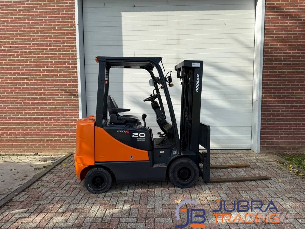 Doosan D20SC-05 Empilhadores eléctricos