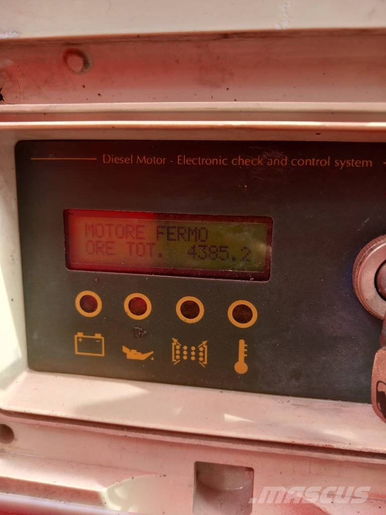 Palazzani TSJ30 Piattaforme cingolate, Piattaforme a ragno e Montacarichi