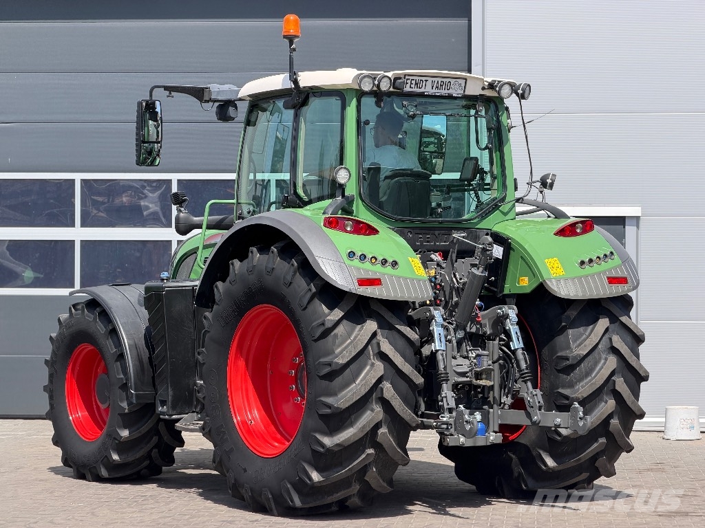 Fendt 720 Vario SCR Profi Трактори