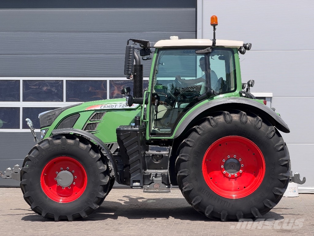 Fendt 720 Vario SCR Profi Трактори