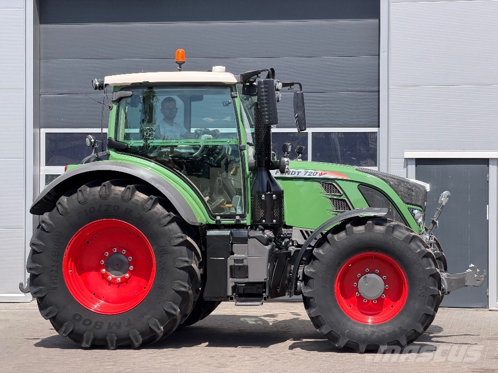Fendt 720 Vario SCR Profi Трактори