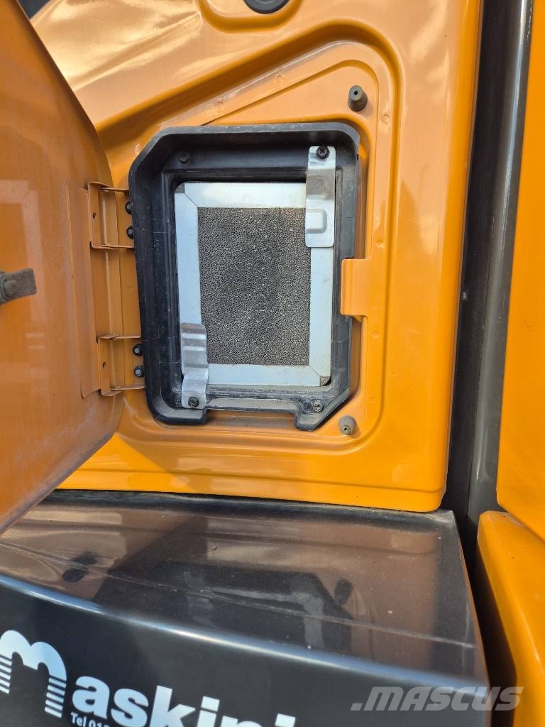 CASE CX 245 D SR Kāpurķēžu ekskavatori