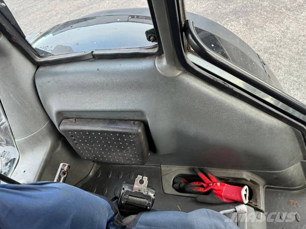 Valtra C 130 Traktoren