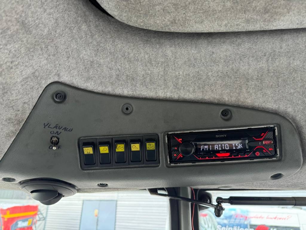 Valtra C 130 Traktoren