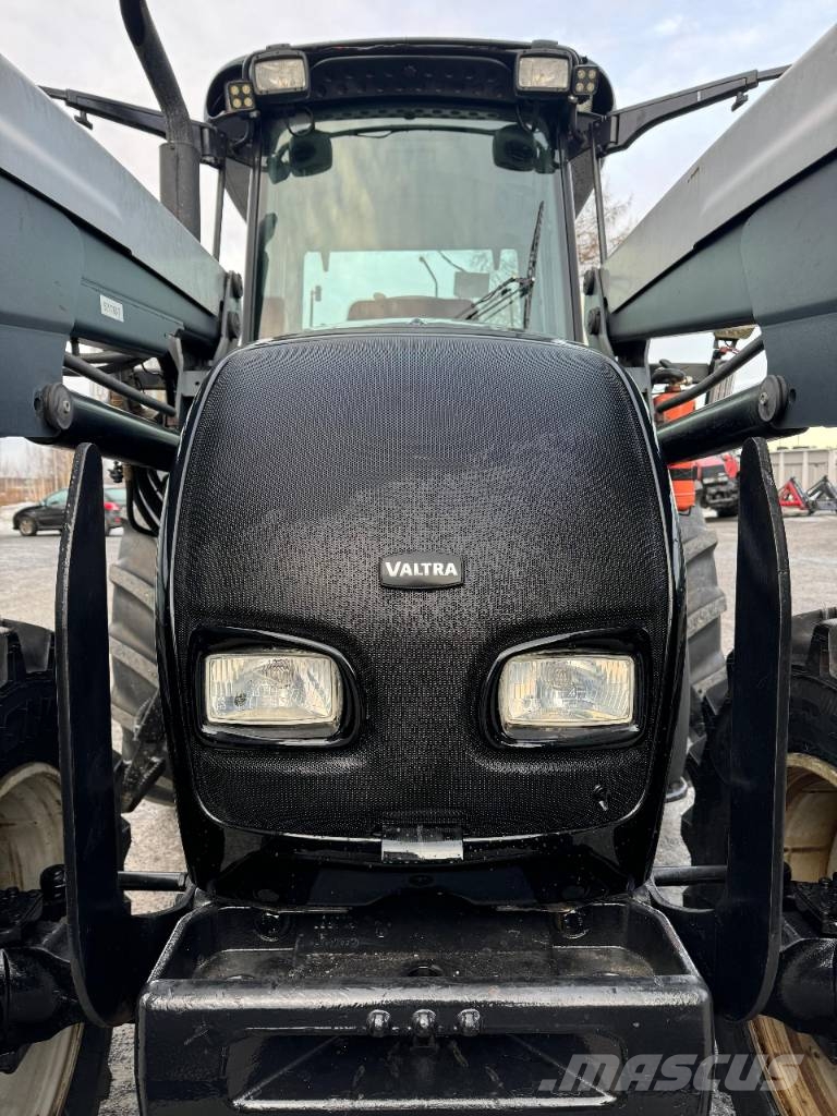 Valtra C 130 Traktoren